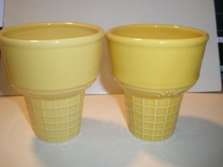 Pfaltzgraff Set Of 2 Ice Cream Cone Shape Serving Bowl Dessert Bowl Yellow
