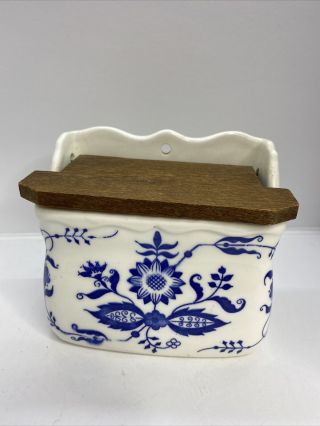 Blue Danube Japan Salt Box W/wooden Lid - Blue Onion Design