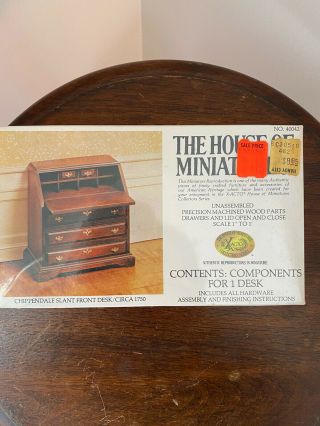 The House Of Miniatures Chippendale Slant Front Desk (nos)