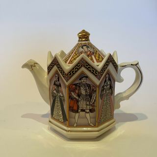 Sadler Staffordshire English King Henry Viii And His Six Wives Crown Teapot