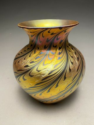 Lundberg Studios 2004 Gold Iridescent Art Glass Vase
