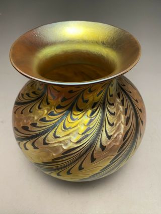 Lundberg Studios 2004 Gold Iridescent Art Glass Vase 4