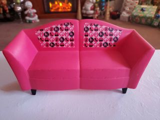 2007 Mattel Barbie Dream House Pink Sofa