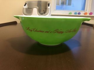 Vintage Pyrex Green " Merry Christmas And A Happy Year " 443 Employee Bowl