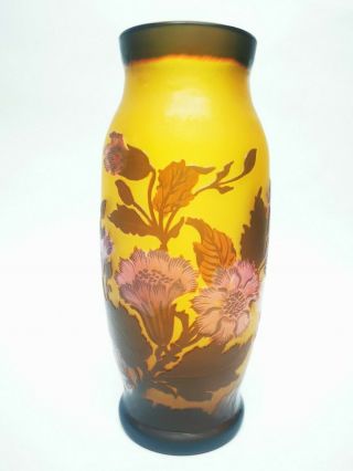 Emile Galle style Tip Cameo Glass Vase floral design Amber Colours Vintage 4