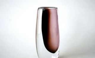 Mid - Century Vintage Glass Vase by Vicke Lindstrand for Kosta 3