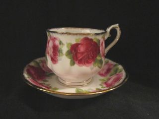 Royal Albert - Old English Rose - Teacup And Saucer