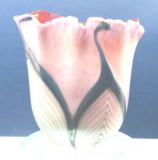 Charles Lotton Glass - Unique " Opening Tulip " Vase - 1982 - Feathered/red Throat