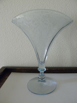 Vintage Fostoria Footed Fan Vase Etched Glass June Blue 1928 - 1943