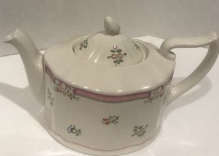 Stunning Tea Pot Exclusive To Laura Ashley “alice” Pattern Made In England
