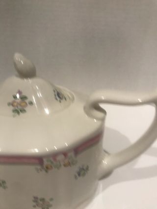 Stunning Tea Pot Exclusive To Laura Ashley “Alice” Pattern Made In England 3
