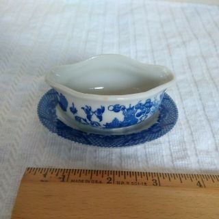 Vintage Made In Japan Blue Willow 3.  5 " Gravy Boat W/ Underplate Child Doll Mini