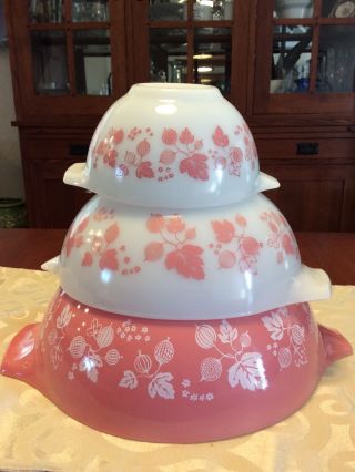 Set Of 3 Pyrex Pink Gooseberry Cinderella Nesting Mixing Bowls 441 443 444 Euc
