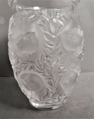 Lalique French Crystal Bagatelle Vase W/birds In Leaves In High Relief,  Signed