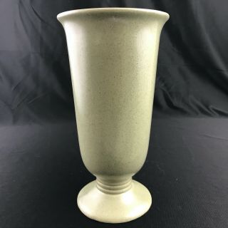 Vintage Haeger Usa Pottery 9 " Mid Century Flower Vase Green W/ Speckled Brown