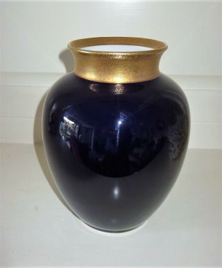 Vintage Jlmenau Graf Von Henneberg Echt Kobalt Cobalt Blue With Gold 7.  5 " Vase