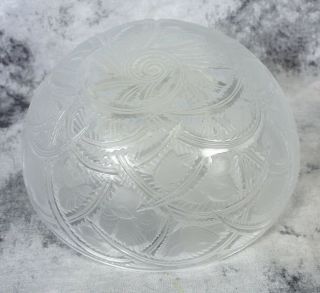 Lalique France Signed Frosted Crystal Pinsons Bird Bowl 9.  25 " Diameter Finches