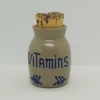 Vintage Beaumont Brothers Pottery Bbp 1996 Vitamins Jar 3 " × 2 1/4 "