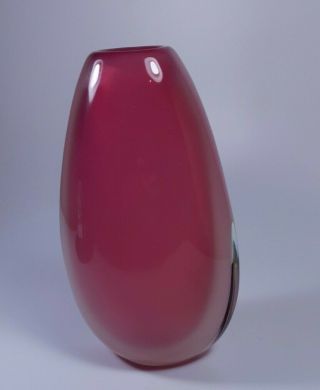 1960s Fratelli Toso Rich Pink & White Opaline Cased Glass Vase Venice Art 2
