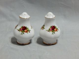 Royal Albert England Old Country Roses Salt And Pepper Shakers