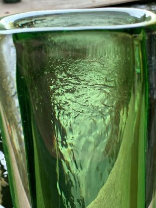 Kosta Vicke Lindstrand Green Cased Glass Sommerso Vase Tall 9 