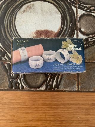 International Heartland Napkin Ring Set (4)
