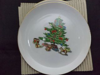 Nib Holiday Hostess Set Of (4) 7 1/2 " Cake Plates " Christmas Trees " - Fine China