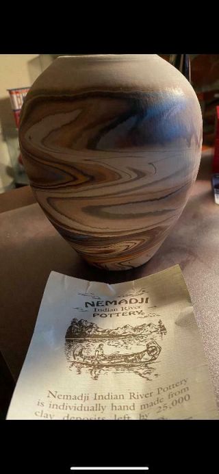 Vintage Nemadji Indian River Pottery Vase Swirl Design Handmade 7inches Tall