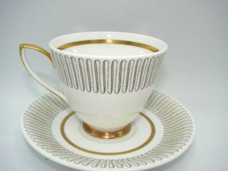 Royal Albert Bone China England Capri Teacup And Saucer Gold White Footed