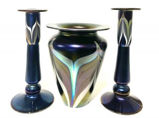 Stuart Abelman Studio Art Glass Iridescent Pulled Feather Vase Signed Dated 1980