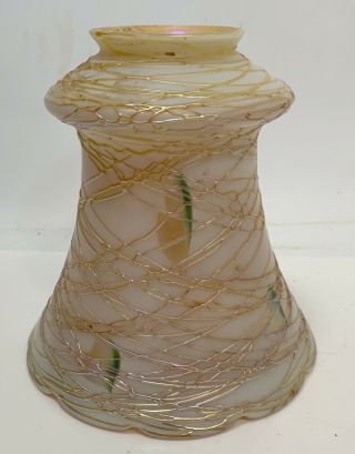 Quezal Threaded Hearts & Vines Art Glass Lamp Shade