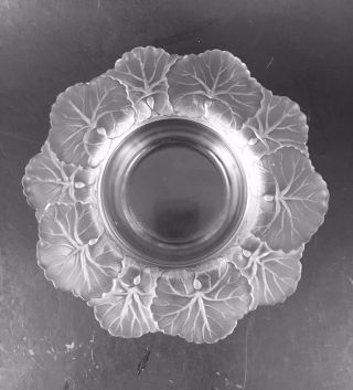Vintage Lalique Honfleur Geranium Leaf 5.  75” Dish Bon Bon Bowl Signed