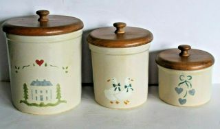 Set Of 3 Robinson Ransbottom High Jar 1 & 2 Quart & Low Jar Vintage W/ Wood Lids