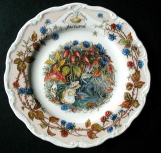 - Royal Doulton Brambly Hedge ‘autumn’ 4 Seasons Plate