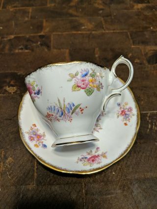 Vintage Royal Albert Bone China England " Georgina " Teacup And Saucer