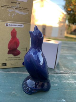 Le Creuset 3.  5 " Tall “cobalt” Blue Stoneware Pie Bird Funnel/vent
