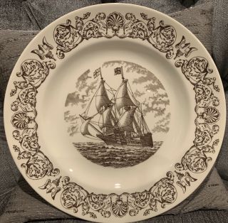 - Wedgwood Etruria And Barlaston " Mayflower " Dinner Plate Made In England