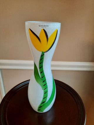 Kosta Boda Tulipa 10 - 1/4 " Signed Yellow Vase Hand Painted Ulrica Hydman Vallien