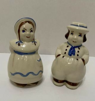 Vtg Shawnee Pottery Dutch Boy And Girl Pair 5 " Salt & Pepper Shakers