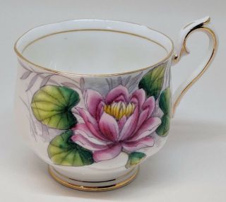 Vintage Royal Albert Bone China Cup Flower Of The Month 7 Water Lily England