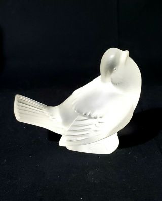 Lalique Classic Glass Crystal Satin Frosted Sparrow Bird Head Up