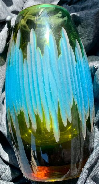 Hand - Engraved / Etched Multi - Color BLUE Green Crystal Heavy Thick ART GLASS VASE 2
