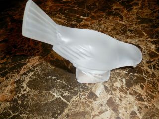 Lalique Glass Crystal Satin Frosted Sparrow Bird Head Down Eating 11604 S&h