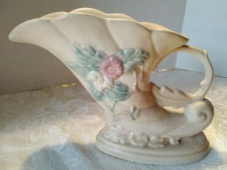 Vintage Hull Art Usa Pottery Wildflower Cornucopia Vase Beige 6 1/2