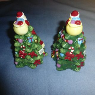 Spode Christmas Tree Salt And Pepper,  Santa At The Top Caring A Bag Of Presents