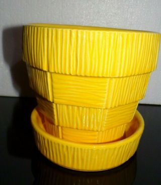 Vintage 5 3/4 " High 6 " Diam.  Yellow Mccoy Basket Weave Flower Pot Planter