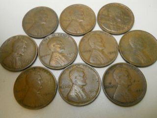 1 Roll Of 1909 Lincoln Head Pennies.  Combine.  Aah Lr