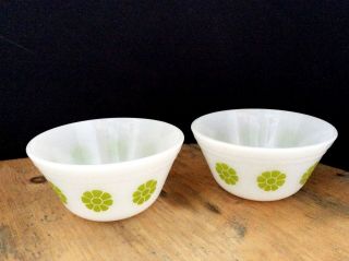 Vintage Federal Glass Green Funky Daisy Flowers Set Of 2 X 5 " Bowls Made In Usa