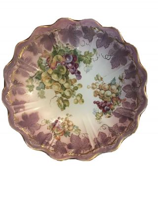 Antique/vintage Empire China Handpainted Grapes Scalloped Gold Trim Bowl 10”