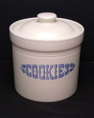 Pfaltzgraff Yorktowne Cookies Crock Canister W Lid 1 1/2 Qt.  508 No Side Handles